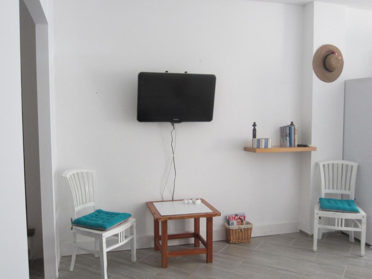 Ferienwohnung Monolocale San Pantaleo Exterior foto